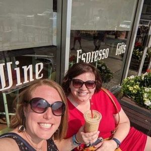 Meet your Posher, Joan